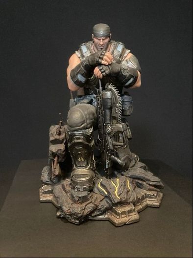 Xbox 360 Gears  Of War Statue
