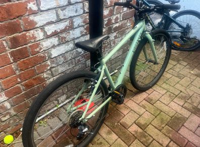 Ridgeback Hybrid Bike