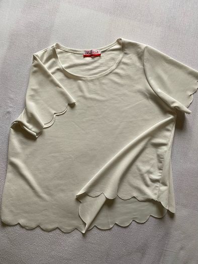 Women's Red Chilli White Cream Short Sleeve Crop  Top | Size M