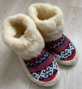 Natural wool socks / booties