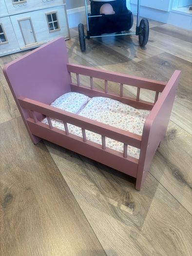 Baby doll cot