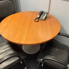 Round Meeting Table with 3 chairs