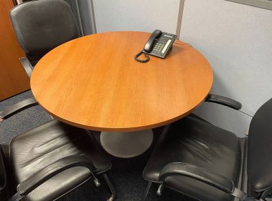 Round Meeting Table with 3 chairs - MUST SELL
