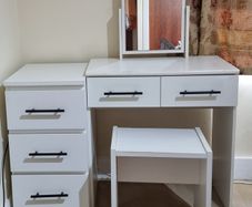 Dressing table