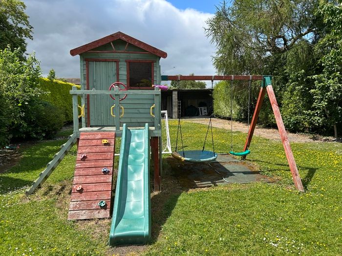 Kids playhouse