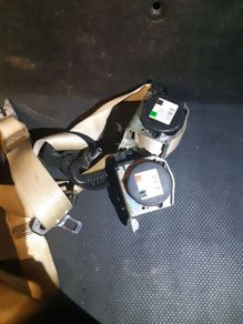 Bmw E60 E61 Front O/s Right & Near Left  Seat Belts 601629600d  601629800d Belt