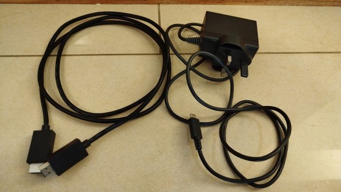 Nintendo Switch V2 hac-001-01 + PowerA Kirby controller