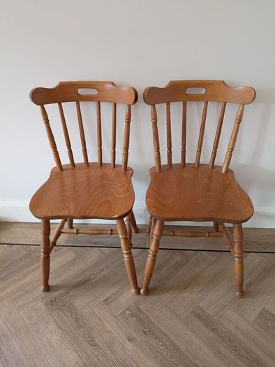 Set of 4 Solid Wood Spindle Back Kitchen Chairs - Farmhouse Style