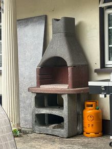 Outdoor BBQ / Garden Chiminey Grill