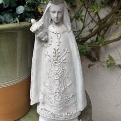 Antique Plaster/ chalk Unusual Statue NOTRE DAME