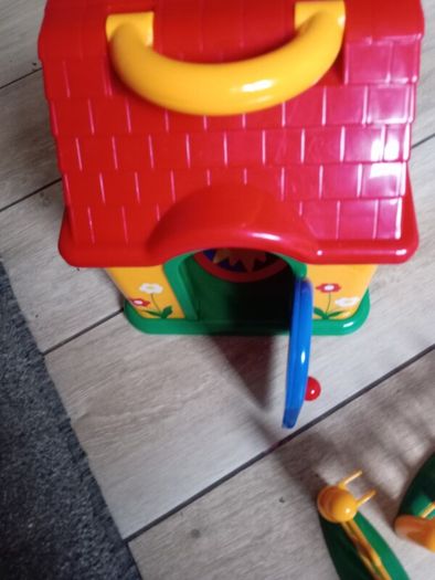 House with family and furniture
