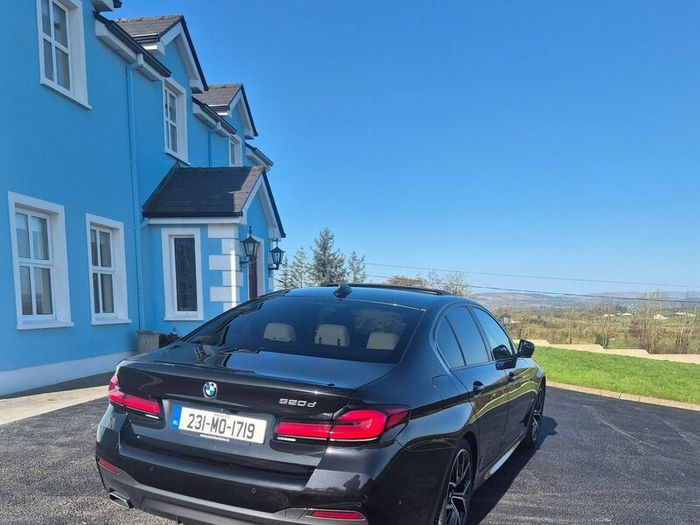 BMW 5-Series 2023 520d M Sport