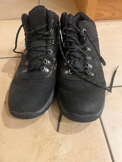 Sketchers boots