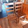 solid wood table & 4 chairs Image 6