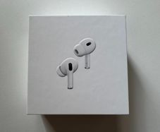 Apple AirPods Pro 2 + Case