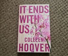 It Ends With Us by Colleen Hoover