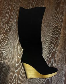 urban outfitters soft knee high wedge boot - size 3uk