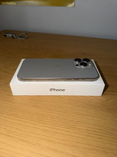 iPhone 15 Pro Max, 256GB, Mint Condition