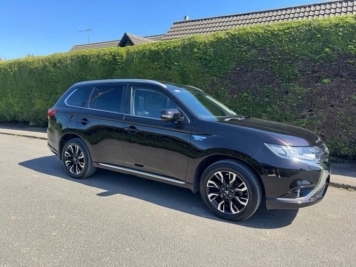 2016 Mitsubishi Outlander PHEV