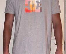 DC Shoes grey T-shirt
