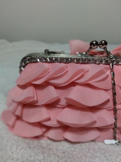 Beautiful Fashion Handbag New