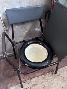toilet chair