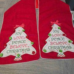 Stunning Christmas table Runner