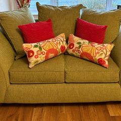 2 Seater Sofa in excellent condition. Rarely used.MUST BE COLLECTED TODAY.