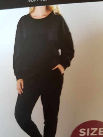 Size 8-10 BNWT Ladies Loungewear Set