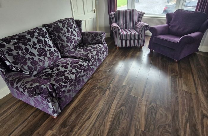 3 piece Suite & 2 armchairs