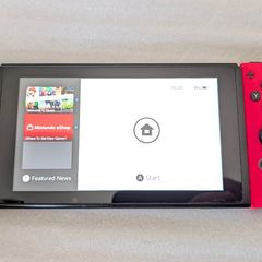 Nintendo Switch - Joycons & Power Supply