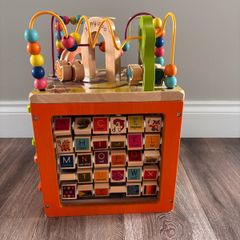 Zany zoo wooden activity cube