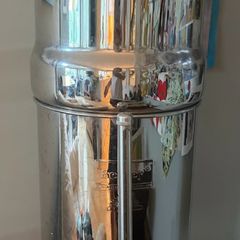 Berkery Water Filter with stand
