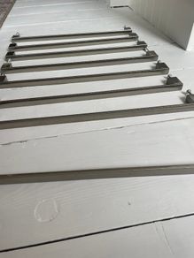 8 Cabinet handles