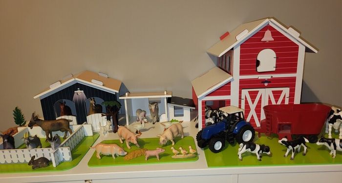 ELC Large Wooden Farm Playset , Tractor, Trailer & Lots of Animals