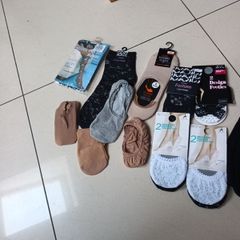 Selection Of   Footies.l Knee-high Size : 4-8.  B.N.W.T