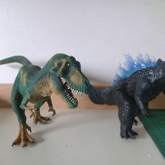 Dinosaur & Monster Figures Set (T-Rex + Godzilla)