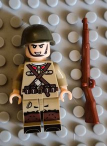 Lego compatible, military figures, soviet russian infantry. 15 figures plus rifles.