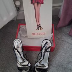 ladies sandals