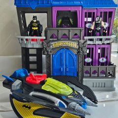 Imaginext DC Gotham City Jail and Batwing