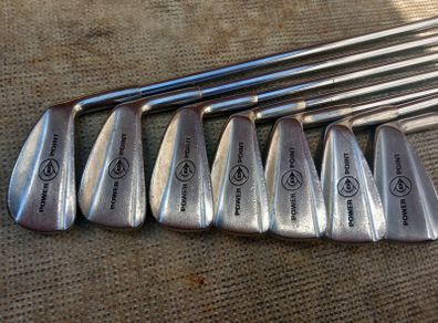 Dunlop golf irons. Right handed clubs