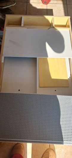 Lego table