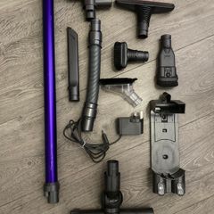 Dyson accessories V6 / DC 58 + Charger