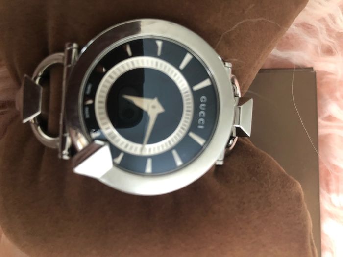 Gucci watch genuine
