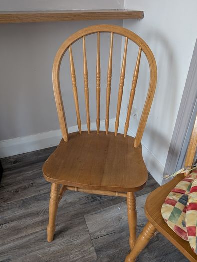 6 Farmhouse chairs