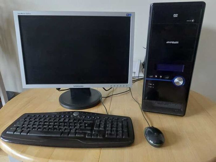 Full Desktop PC Intel i5 / 16GB RAM / GTX 760