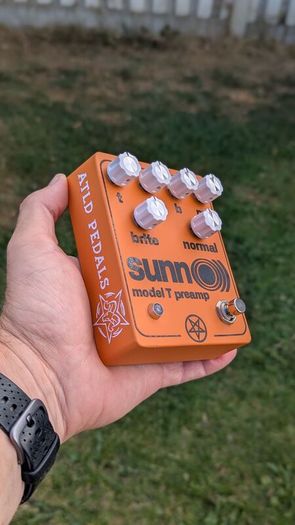 Sunn O))) Model T Preamp Pedal