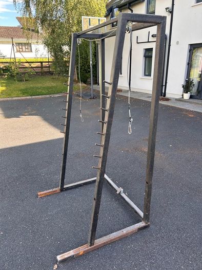 squat rack