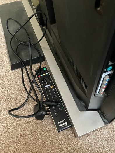Sony Tv - 40 Inch Large Screen Not Smart