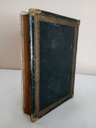 Poems by Alfred Tennyson (GT800)